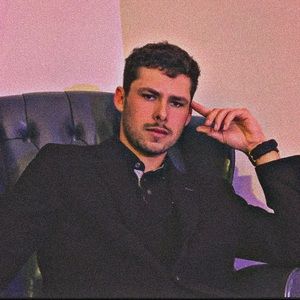 Meet your Posher, Jayson